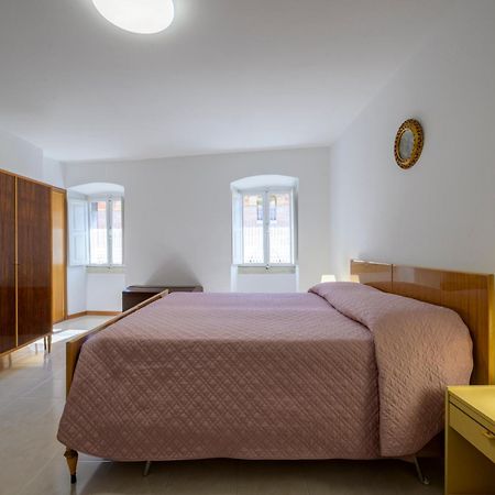 Via Mazzini 23A Lägenhet Gubbio Exteriör bild