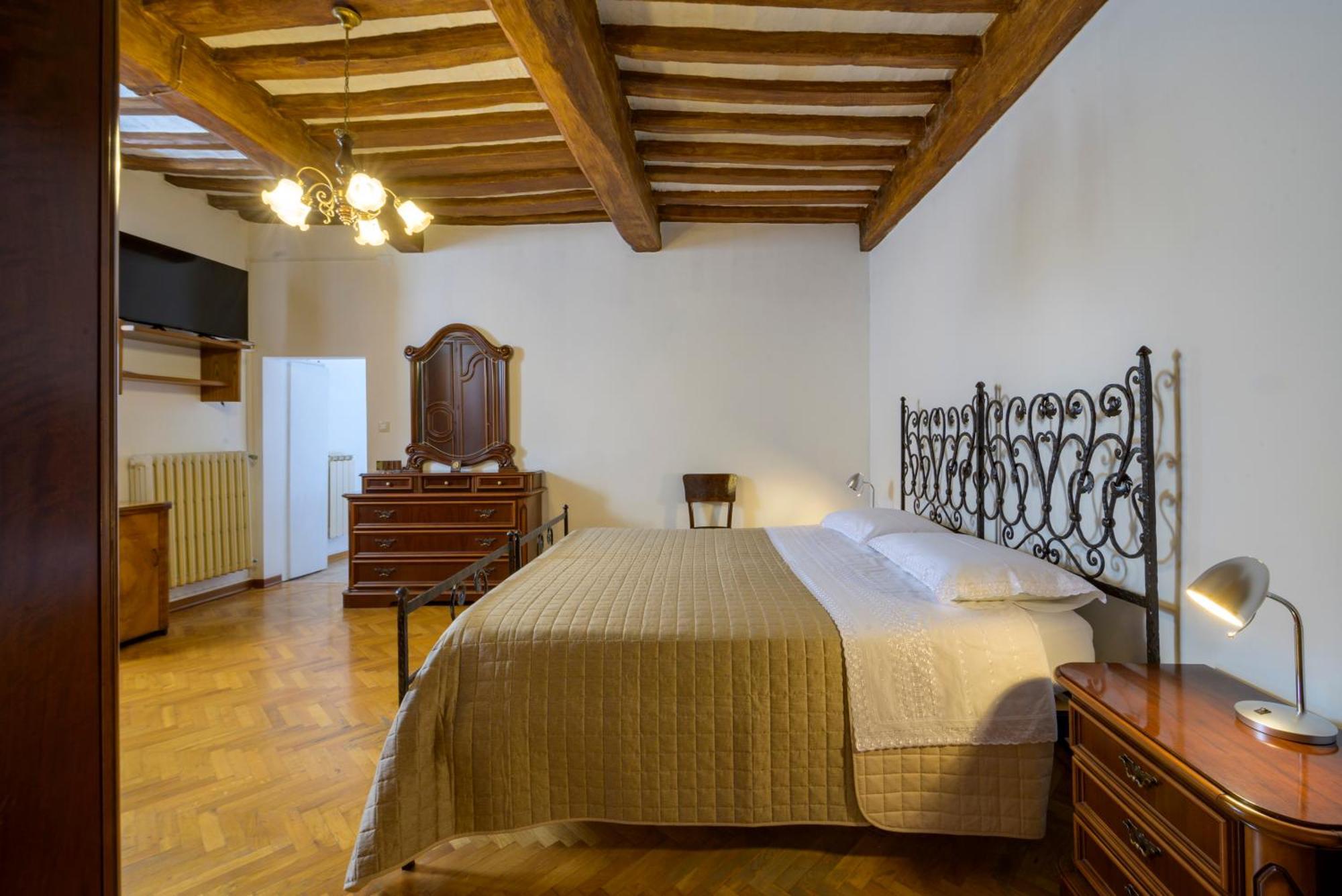 Via Mazzini 23A Lägenhet Gubbio Exteriör bild